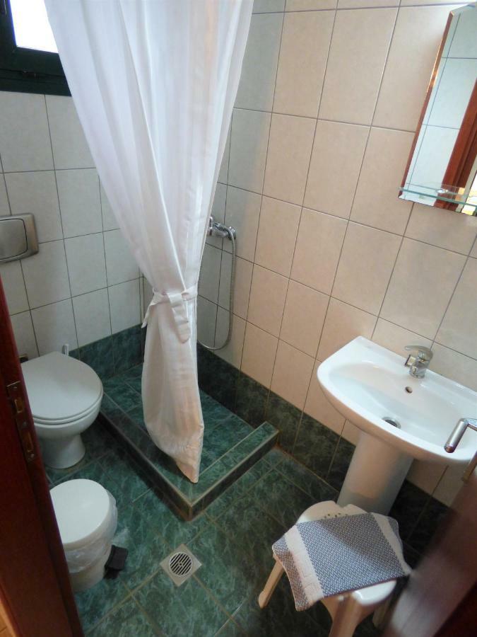 Dolphins Apartments & Rooms 리메나스 외부 사진