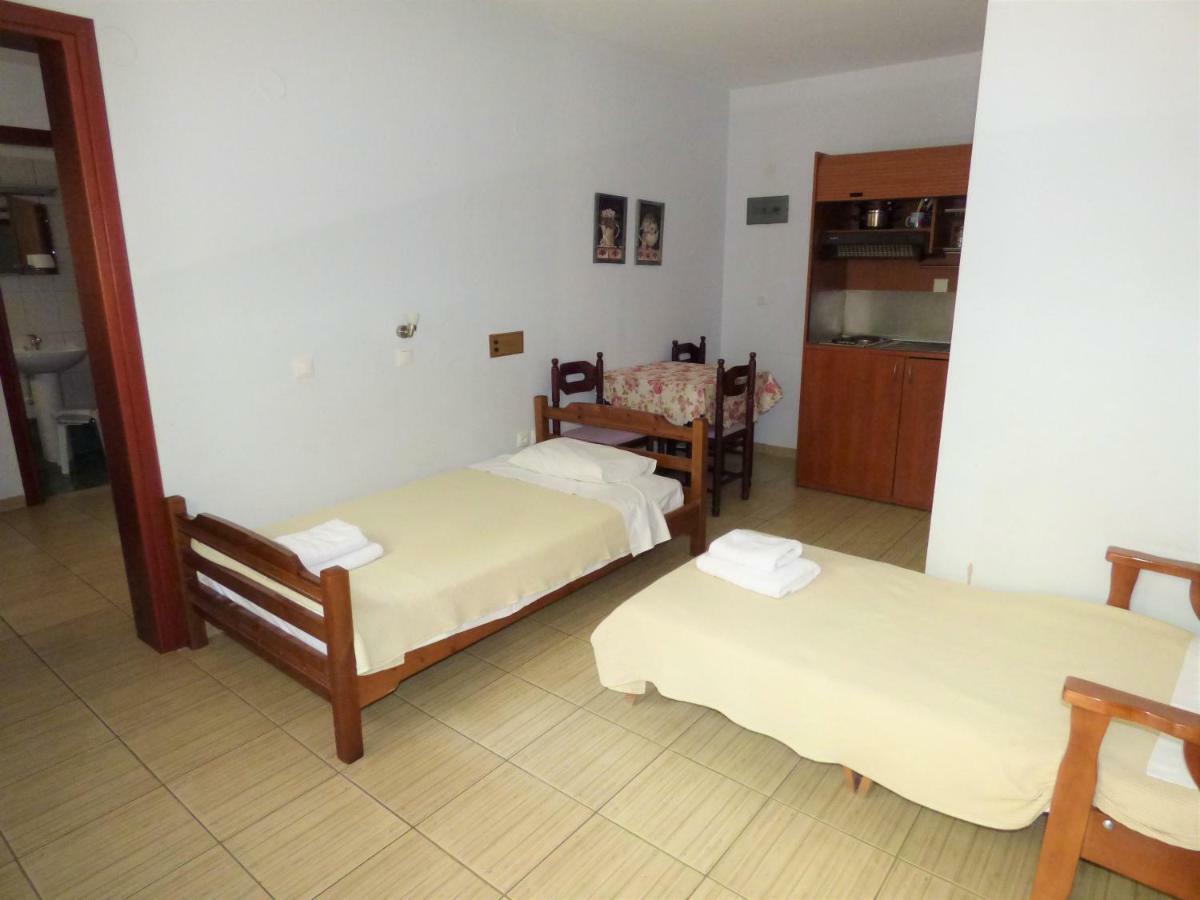 Dolphins Apartments & Rooms 리메나스 외부 사진