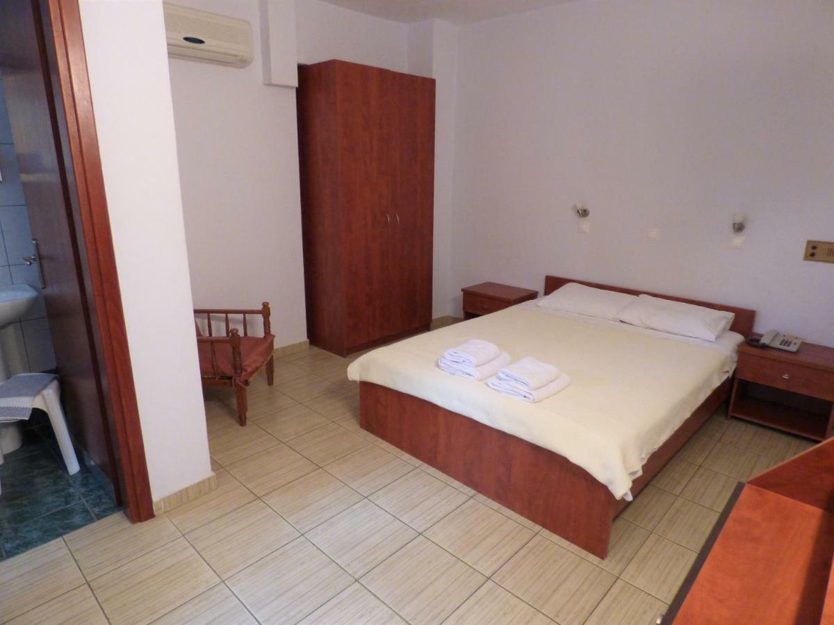 Dolphins Apartments & Rooms 리메나스 외부 사진